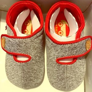 Brand new - never worn See Kai Run Cruz 12-18 mos